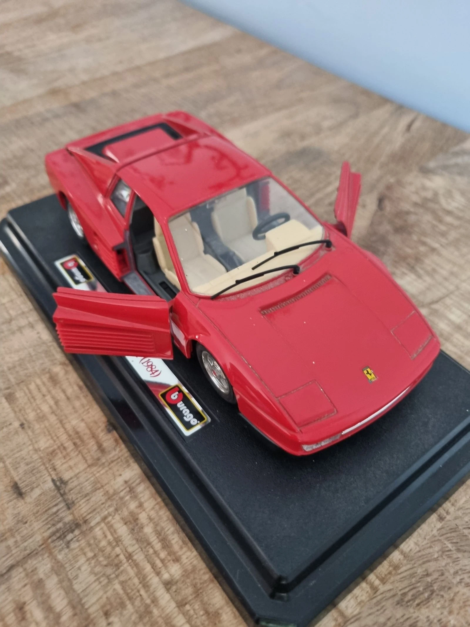 Coche miniatura Bburago Ferrari Testarossa (1984) - Escala 1/24 – photo 10